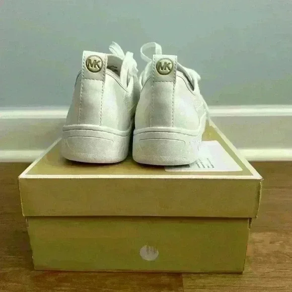Michael Kors brand new size 8.5 sneakers - Picture 3 of 4